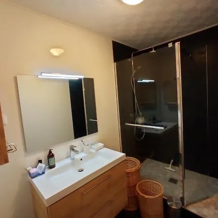 Homestay B&B La Bruyere Chez L'Habitant-2
