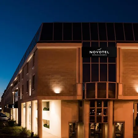 Novotel Chateau De Versailles-2